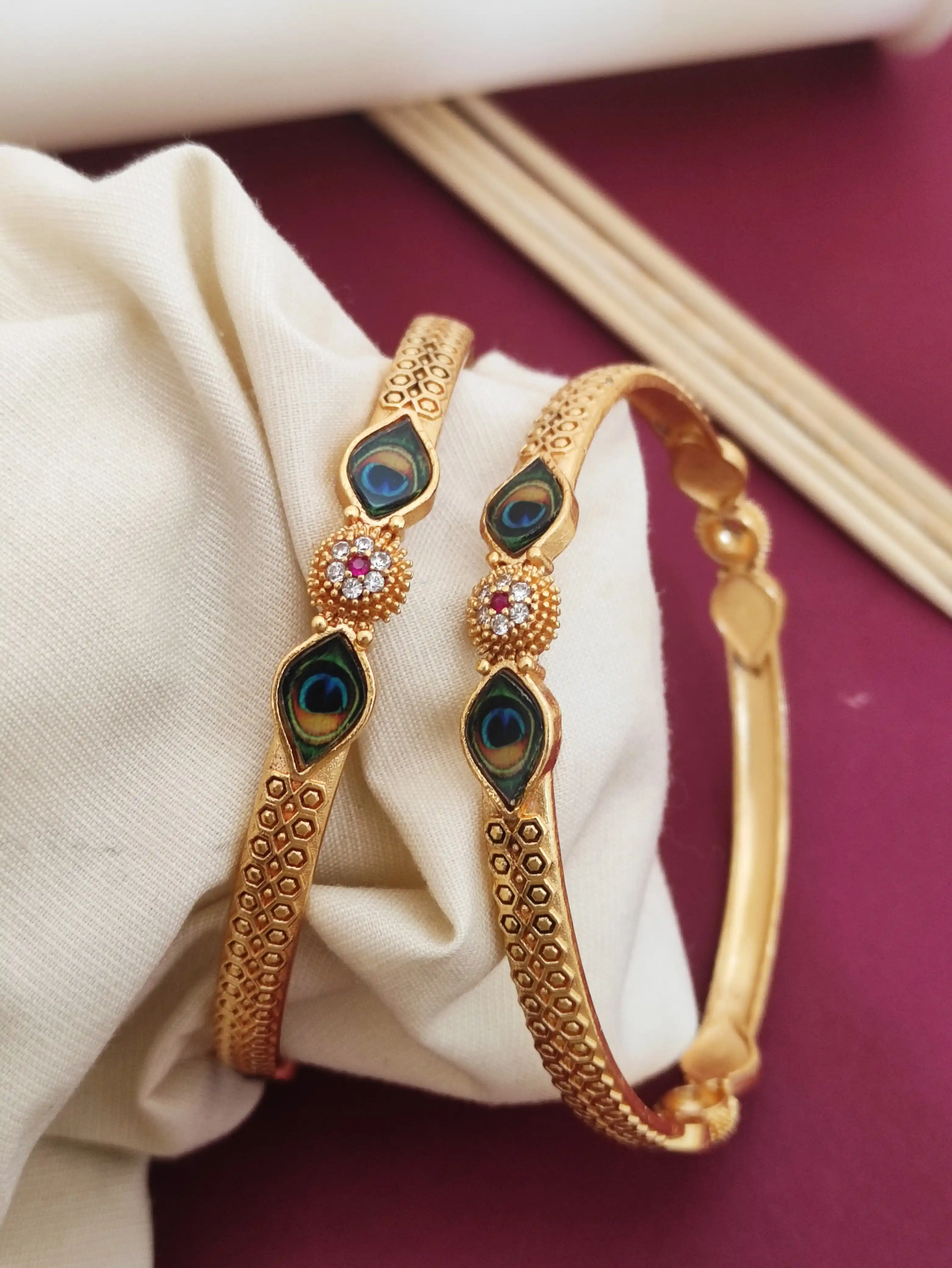 Stylish Morpankh Design Bangles With Pack Of 2 Pis ( 1 Pair ).png