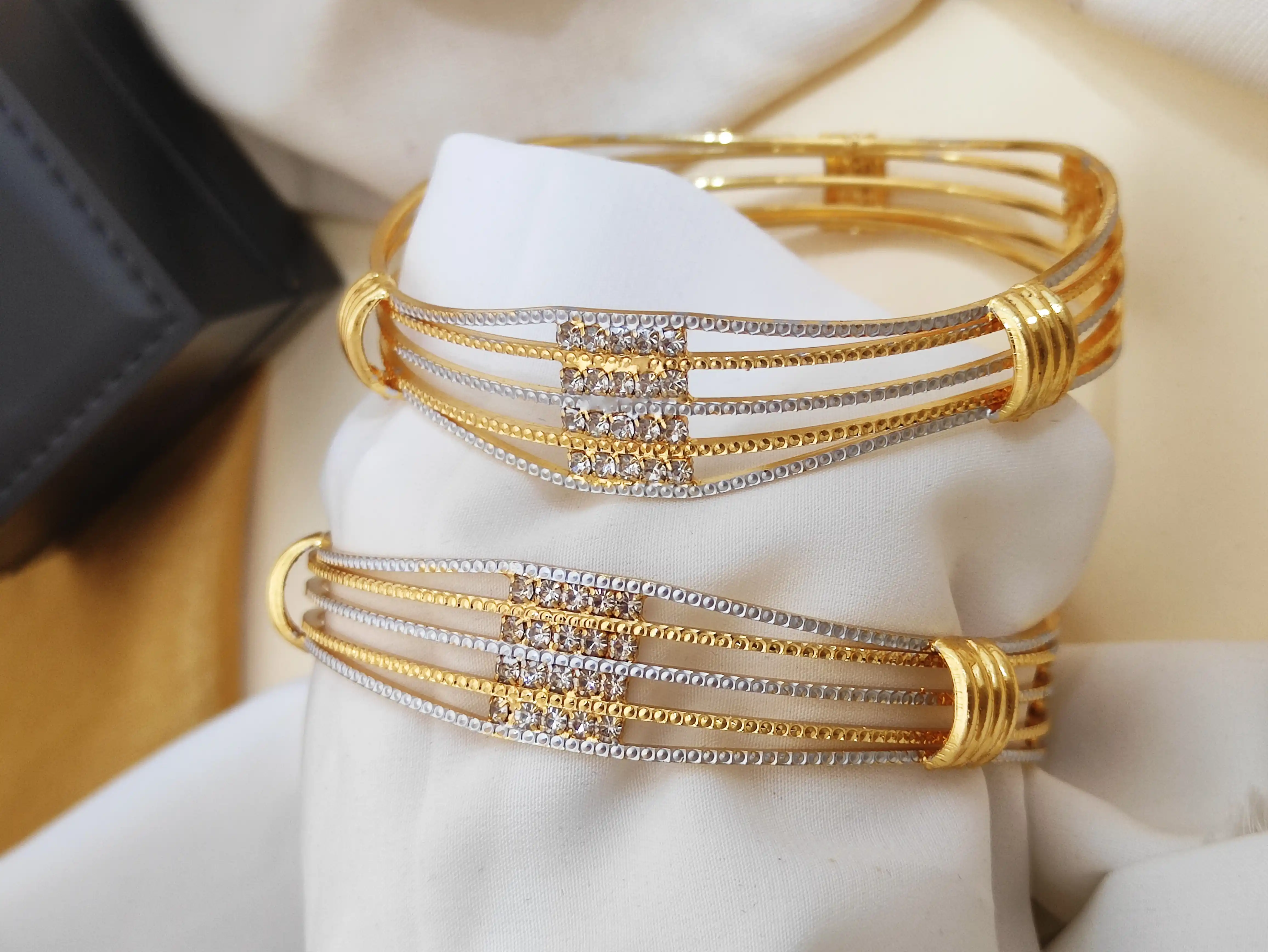 Beautiful Primium Quality Bangles With Silver & Gold Tone Pack Of 2 Pis (1 Pair ).png